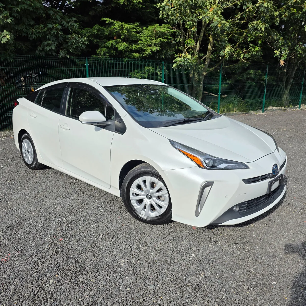 Prius Hybrid Automatic Pearl Wht Cruise Control - Image 1