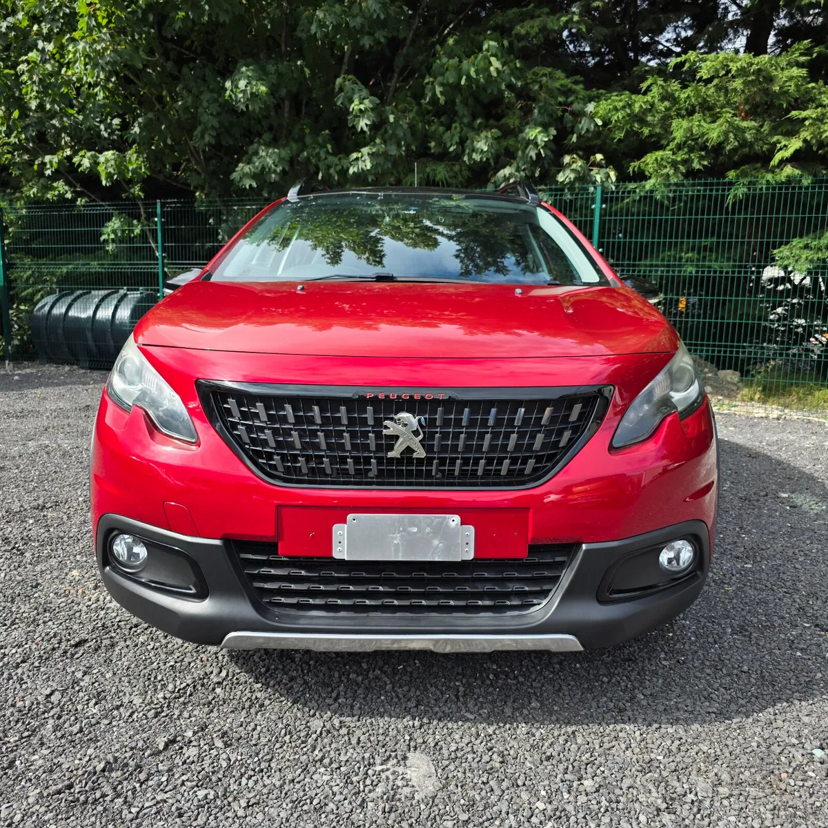 Peugeot 2008 Automatic GT Line Panoramic Glass Sun - Image 3