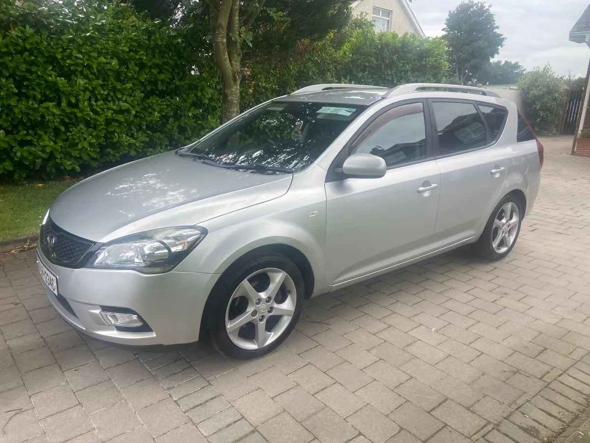 Kia Ceed 2010 1.6 CRDI - Image 3