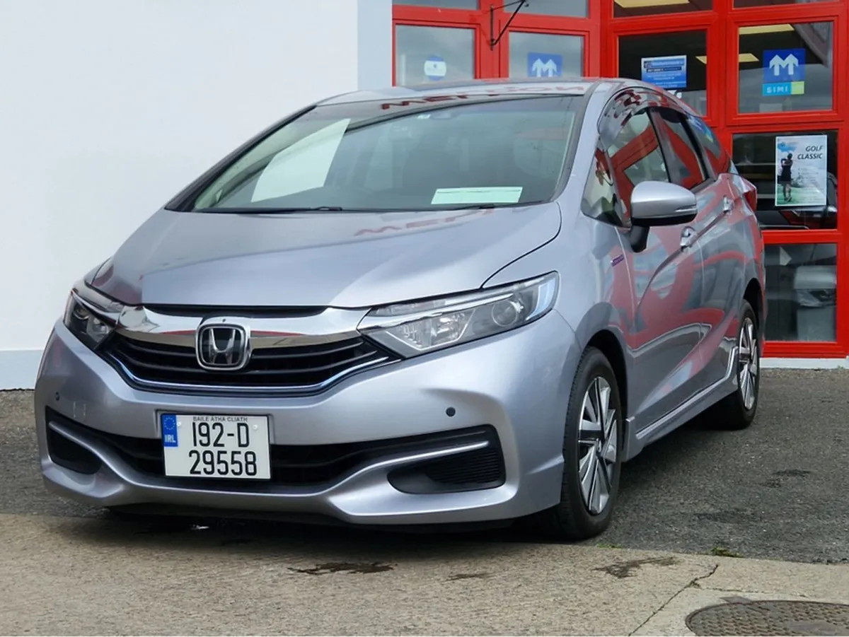 Honda Shuttle Daa-gp7 5DR Auto - Image 1