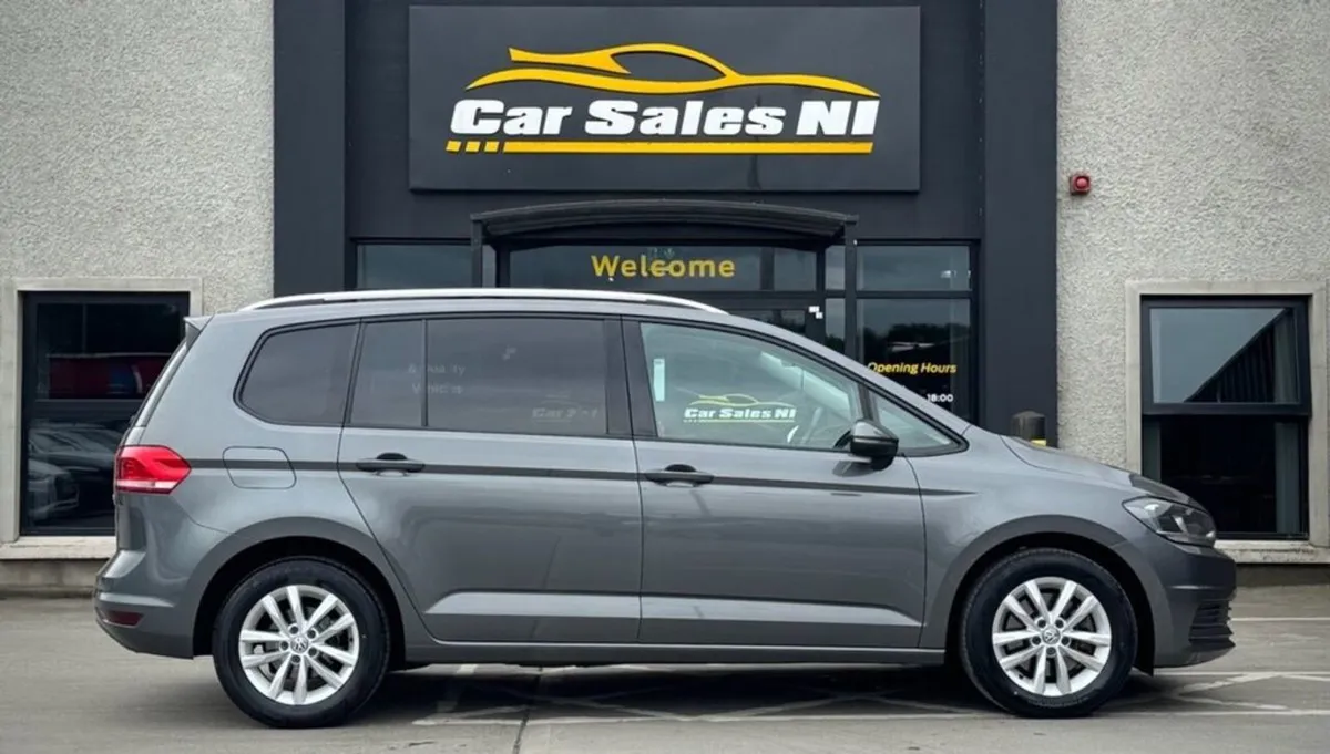 Volkswagen Touran 2.0 TDI Bluemotion Tech SE MPV - Image 3