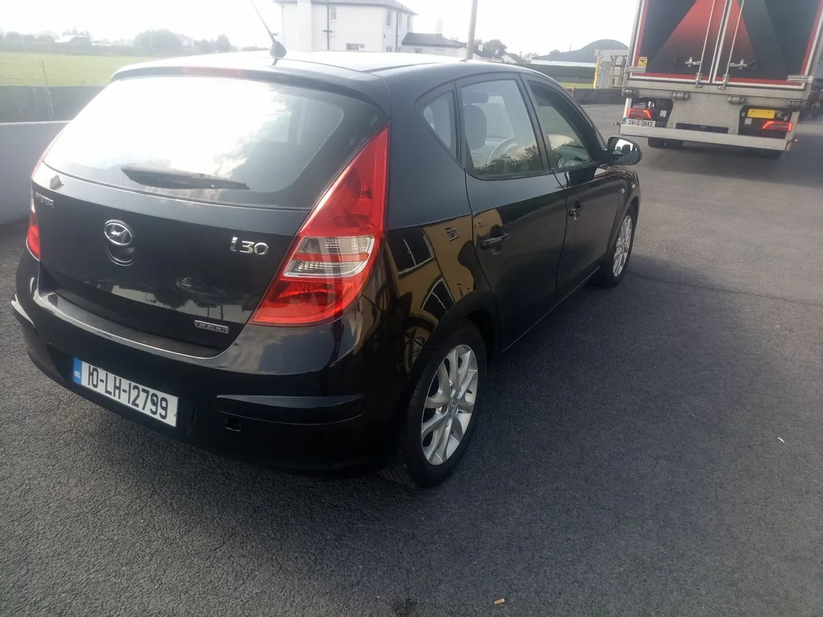 AUTOMATIC Hyundai i30 1.6 diesel - Image 4