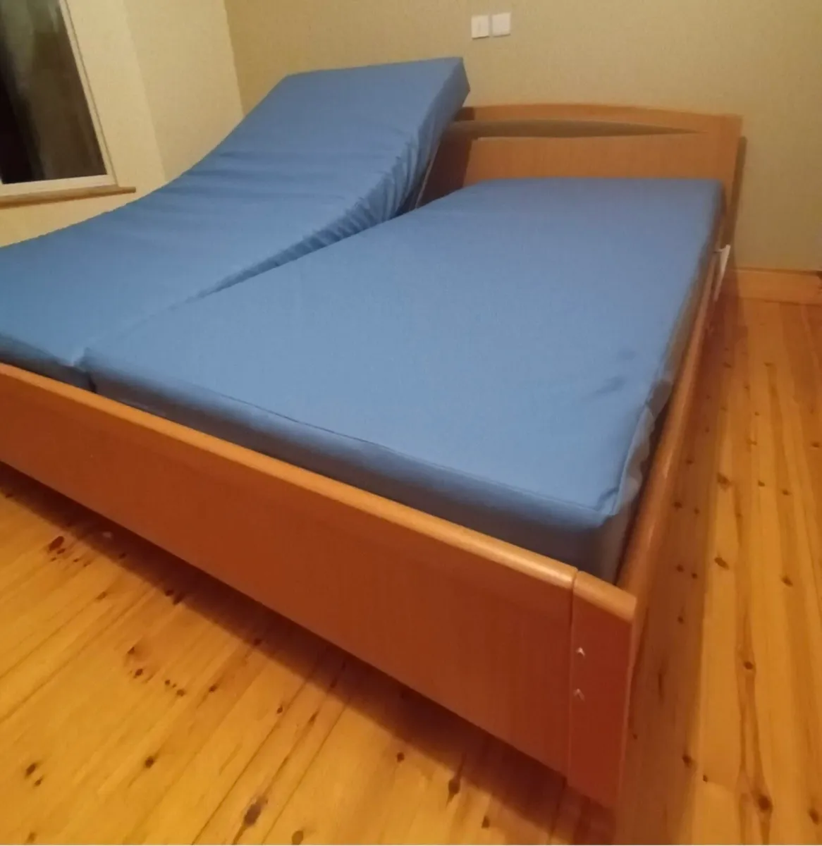Double Electric Profiling Hospital Bed - Image 1