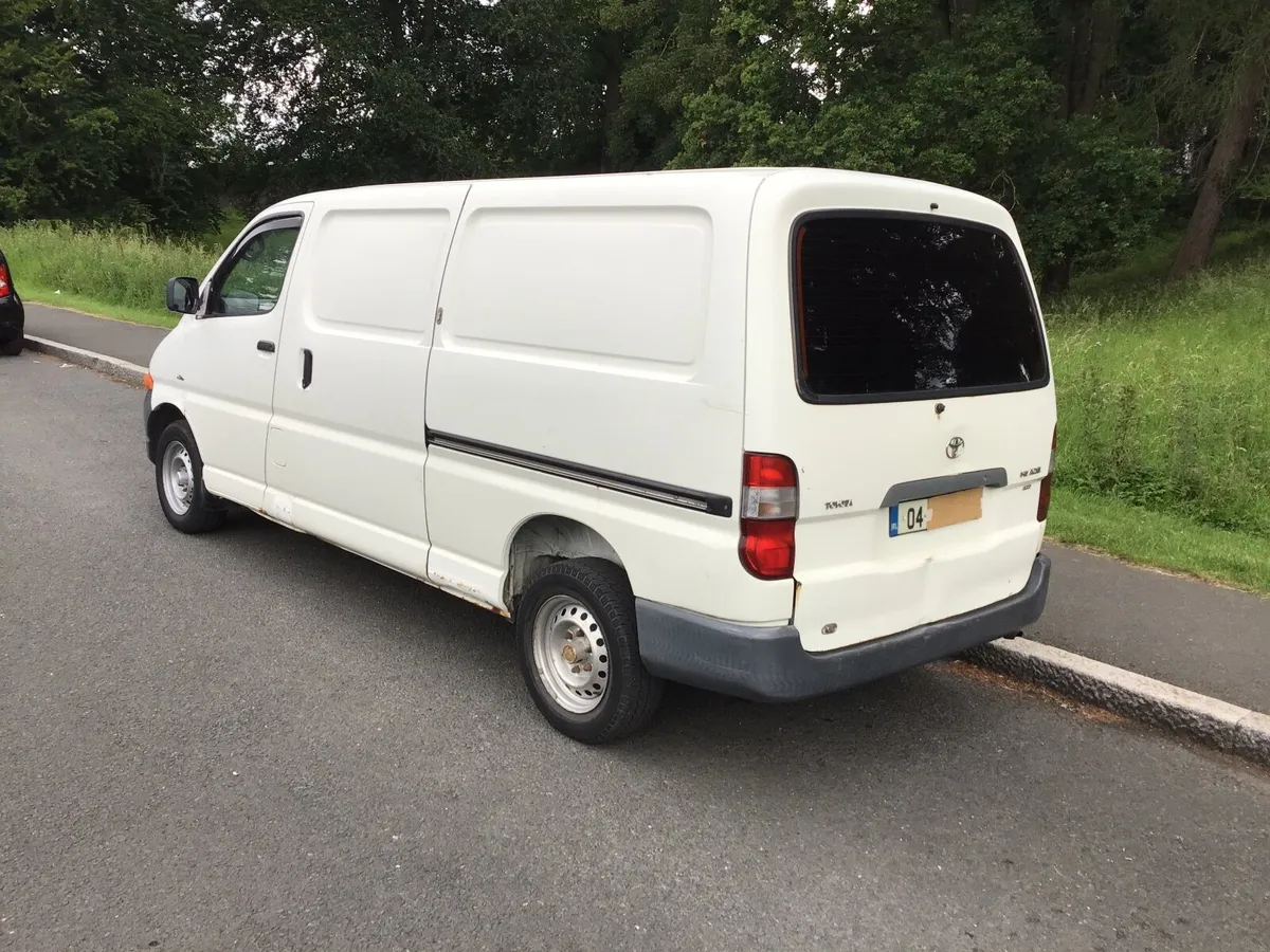 Toyota HiAce 2004 - Image 4