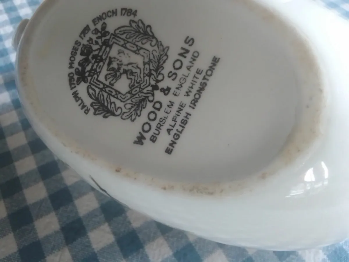 ANTIQUE WOODS & SON AUTUMN DESIGN GRAVY BOAT - Image 2