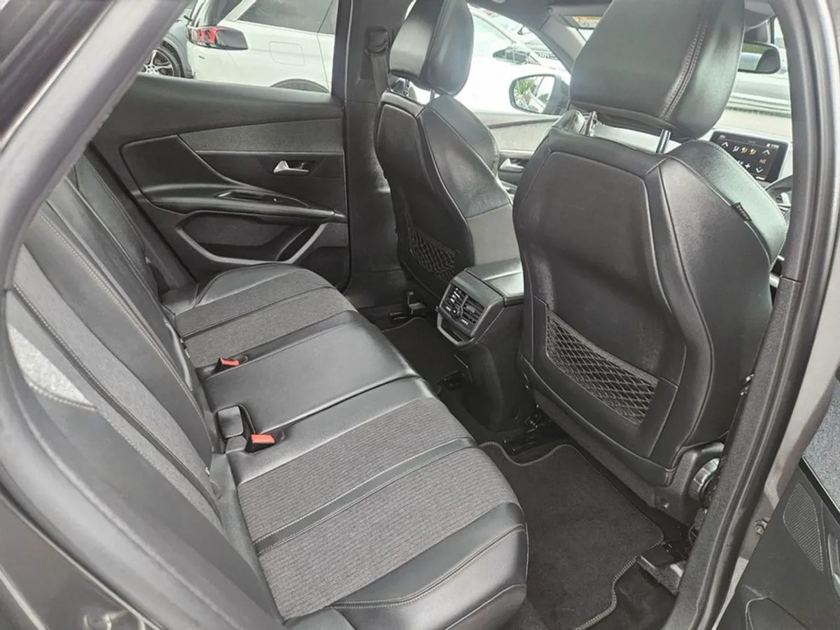 Peugeot 3008 Gt-line 1.5 Blue HDI 130 6.2 4 - Image 4