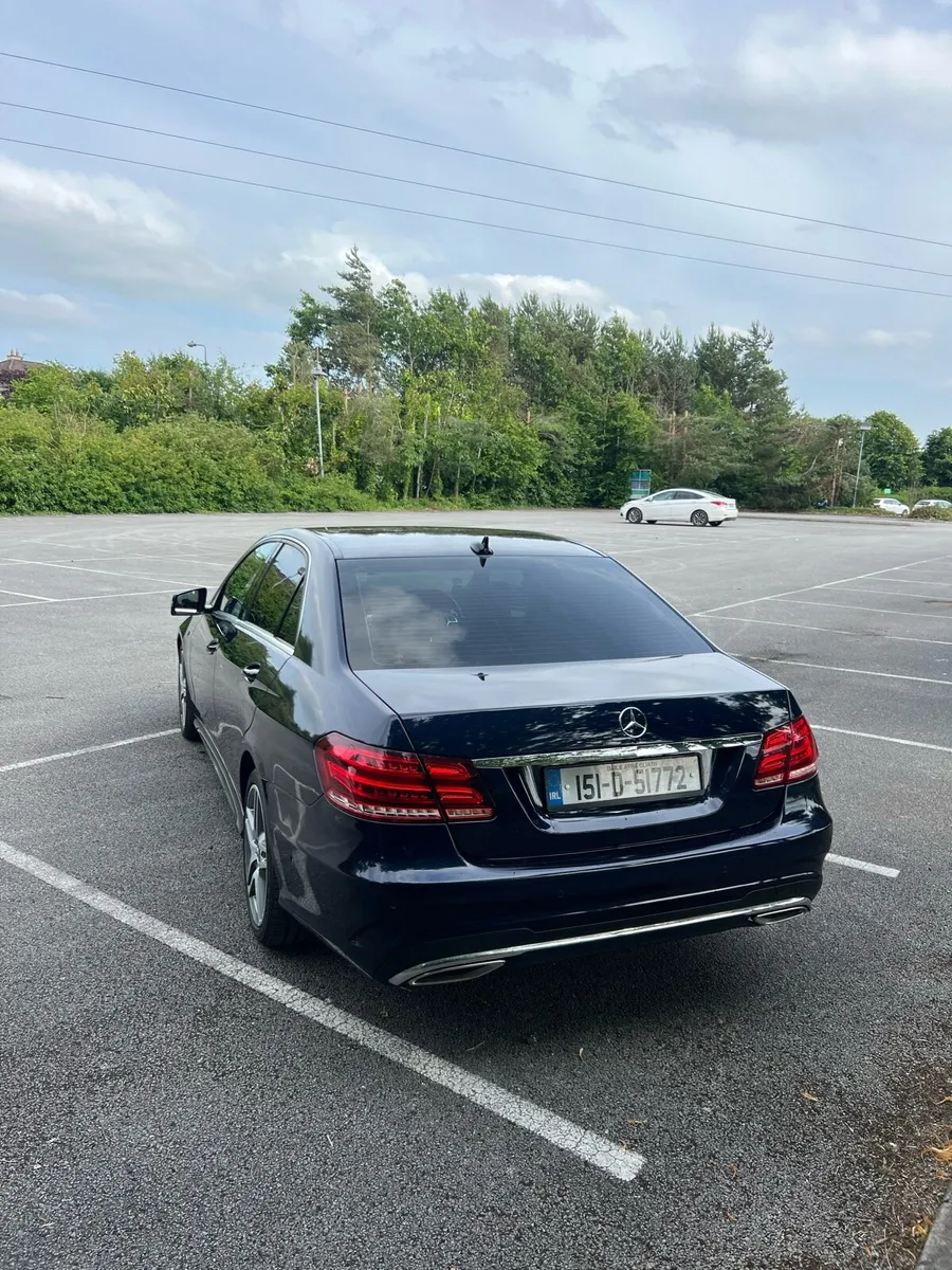 Mersedes benz e220 - Image 3