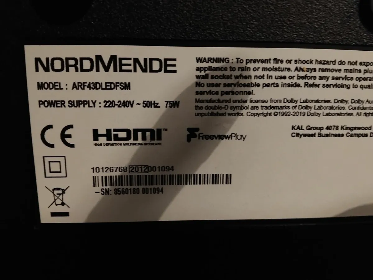43ins smart TV 2 yers old read add - Image 2