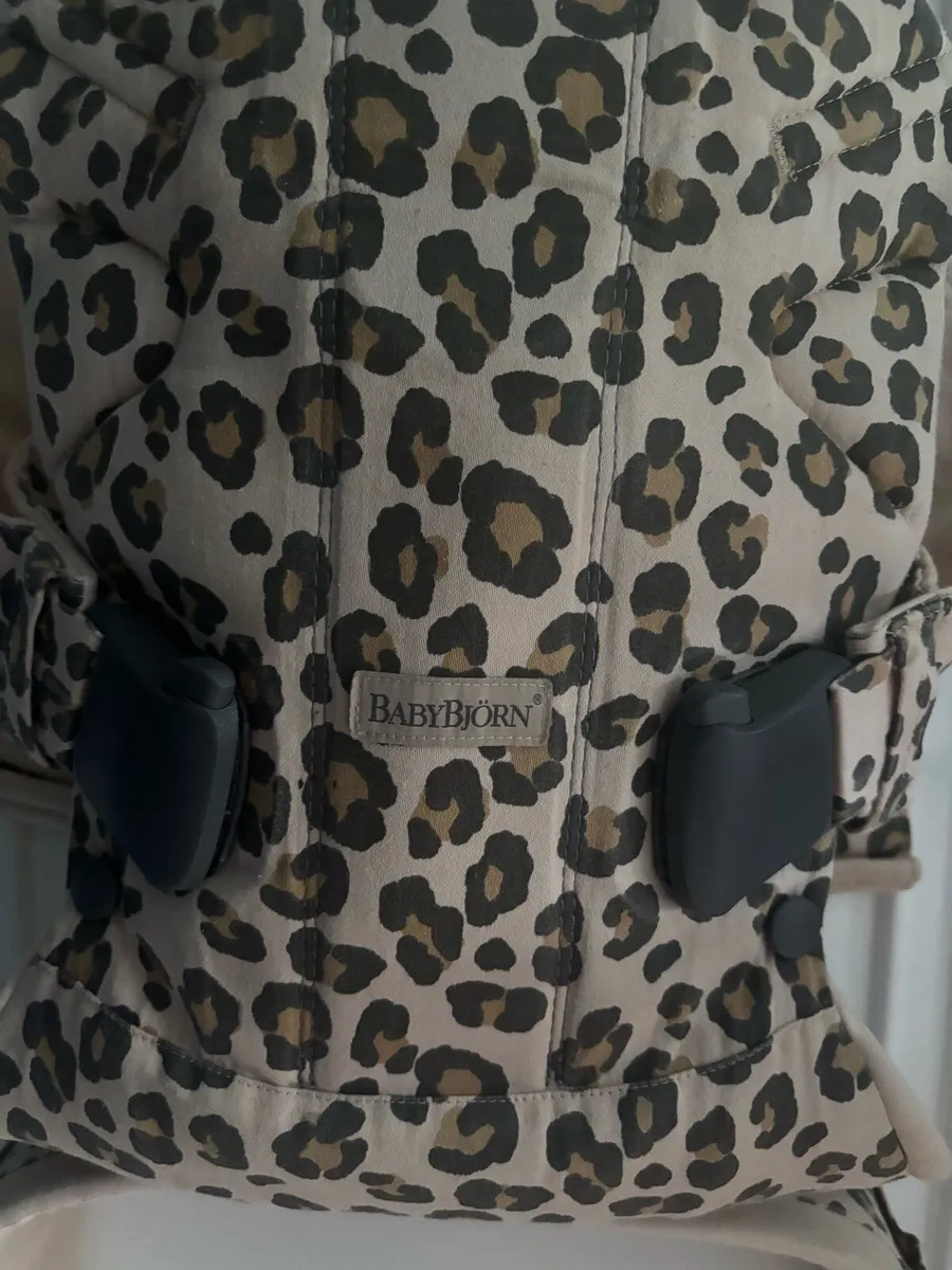 Baby Bjorn Carrier/Sling - Image 2