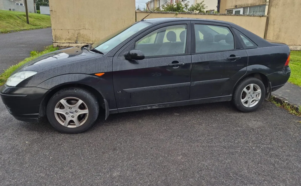 Ford Focus 2004 - Image 1