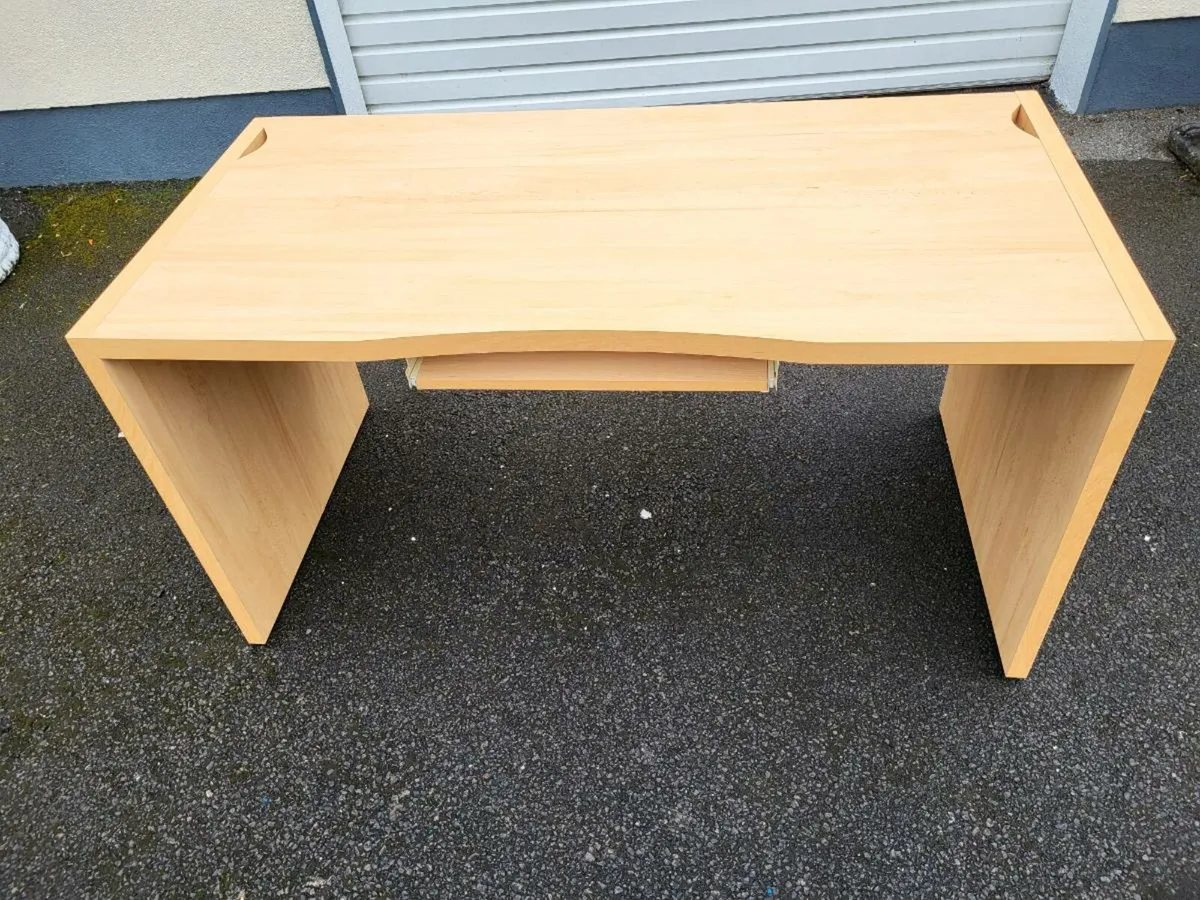 Good Desk - Image 2