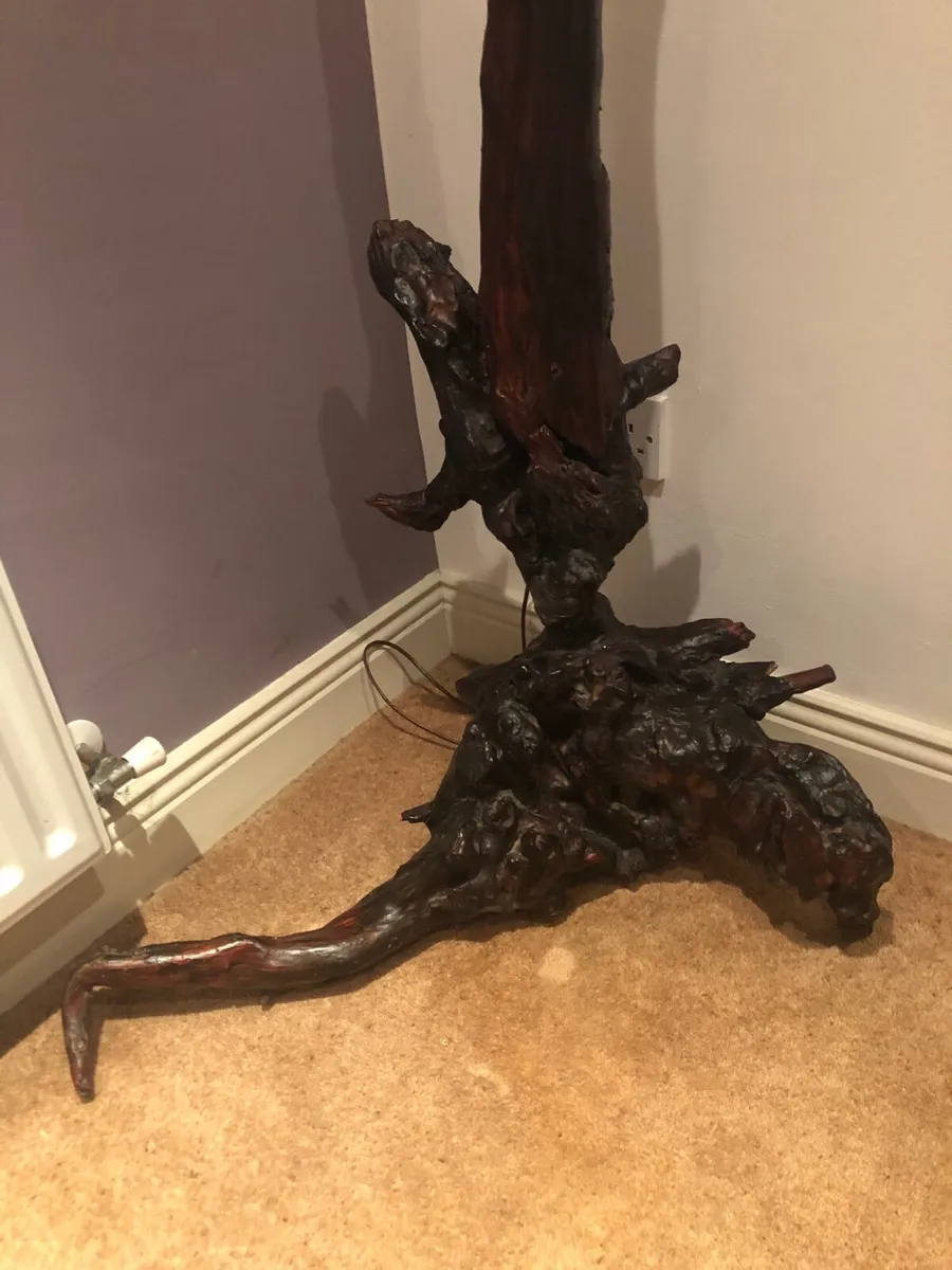 Standard lamp made from bog oak - Image 3