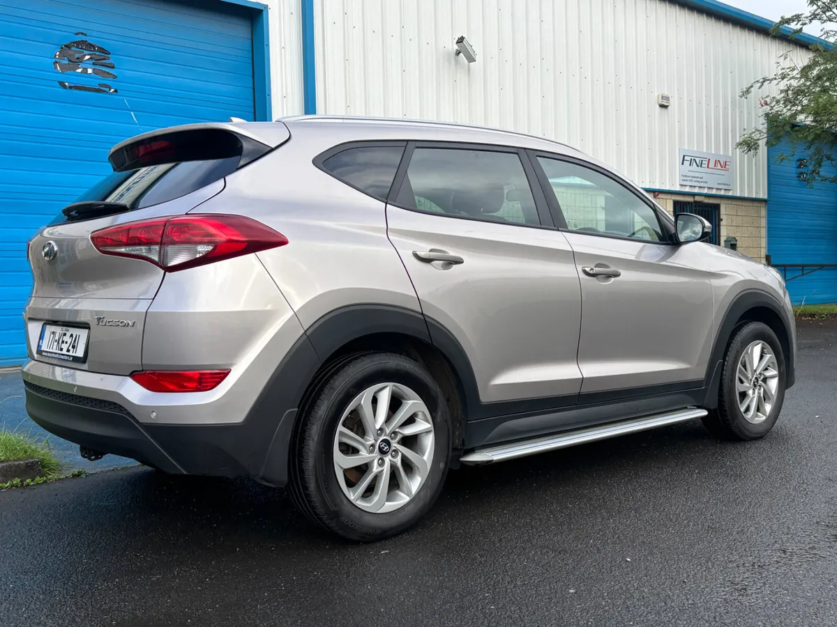 2017 HYUNDAI TUSCON EXECUTIVE 1.7 CRDI - Image 2