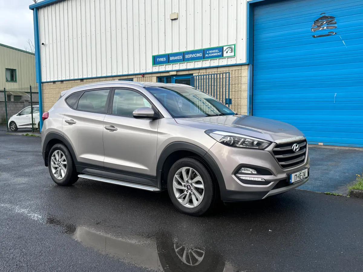 2017 HYUNDAI TUSCON EXECUTIVE 1.7 CRDI - Image 3