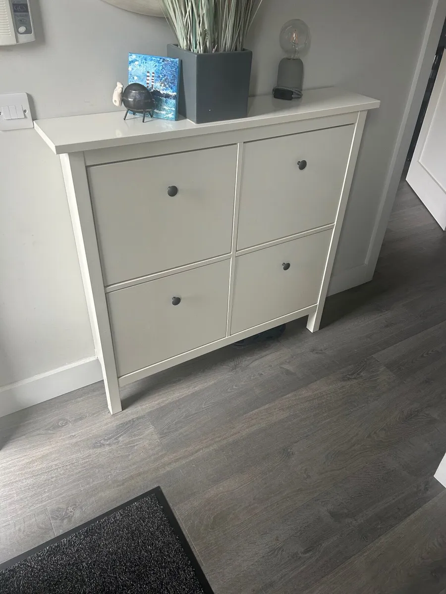Furniture storage unit - Image 3