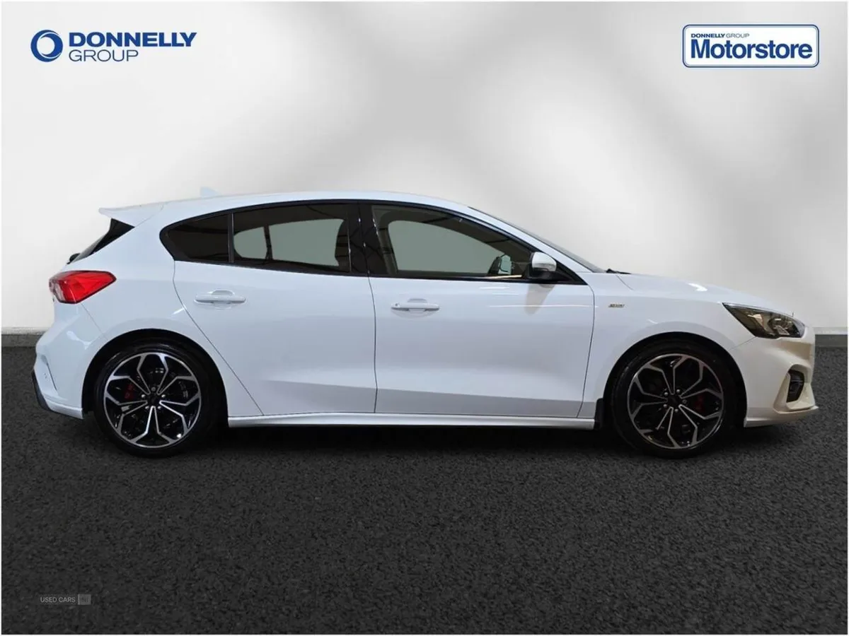 Ford Focus 1.0 Ecoboost Hybrid Mhev St-line X 5dr - Image 3