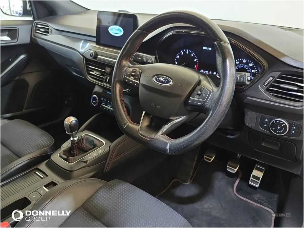 Ford Focus 1.0 Ecoboost Hybrid Mhev St-line X 5dr - Image 4