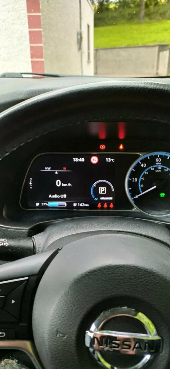 Nissan leaf 40 kwh n- connecta - Image 4