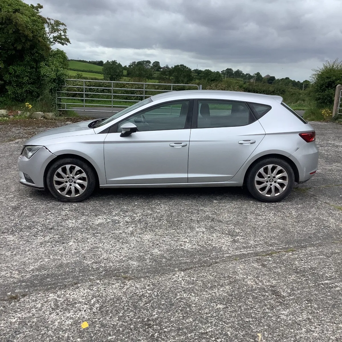Seat Leon se  tsi 1.2 turbo petrol 5 door 2015 - Image 2