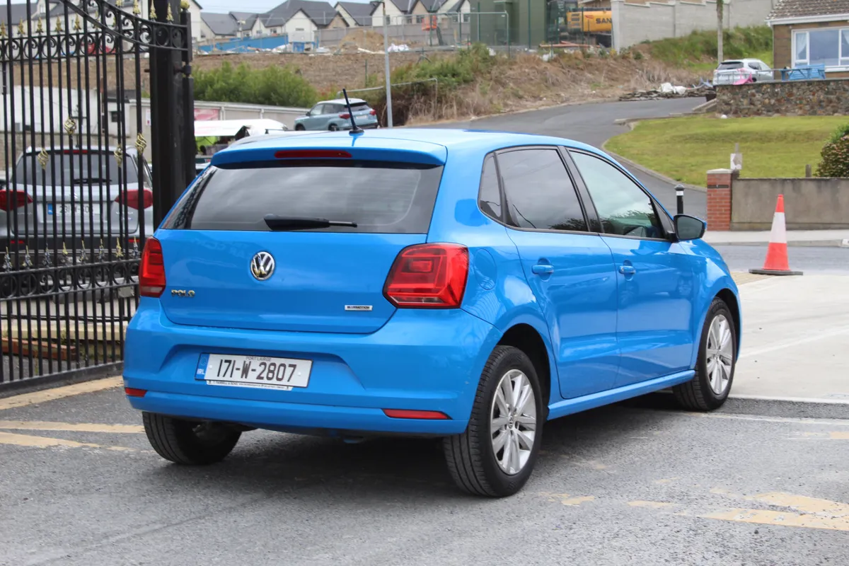 Volkswagen Polo 2017 1.0 Petrol *Warranty* - Image 4