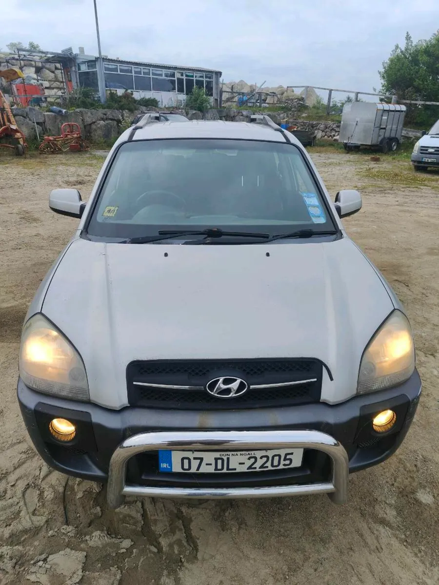 Hyundai Tucson 4wd 6 speed - Image 1