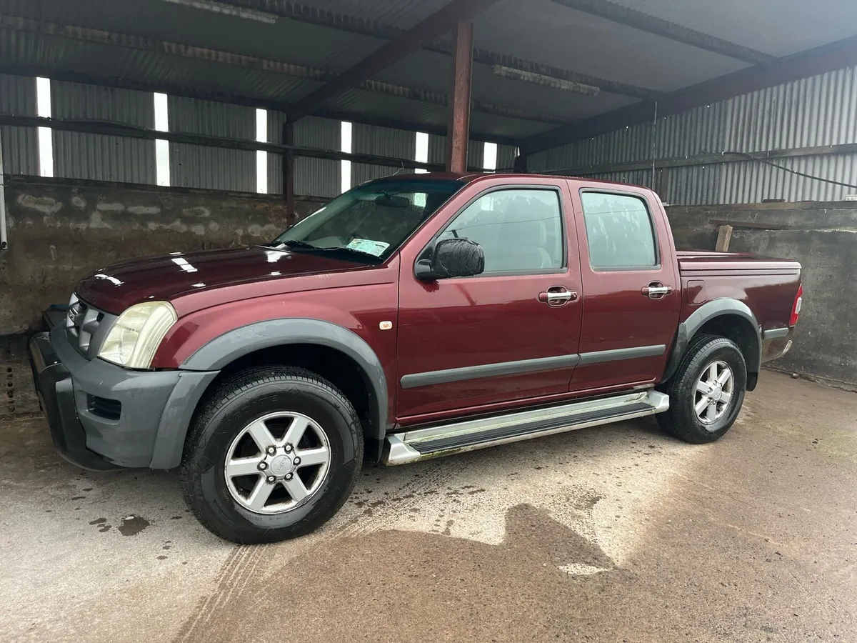 Isuzu D max - Image 1