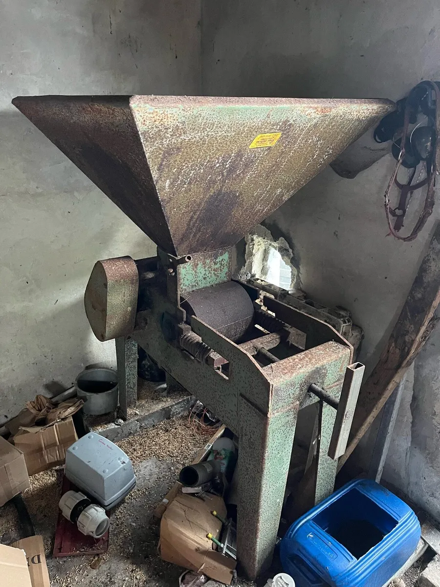 Corn Roller - Image 1