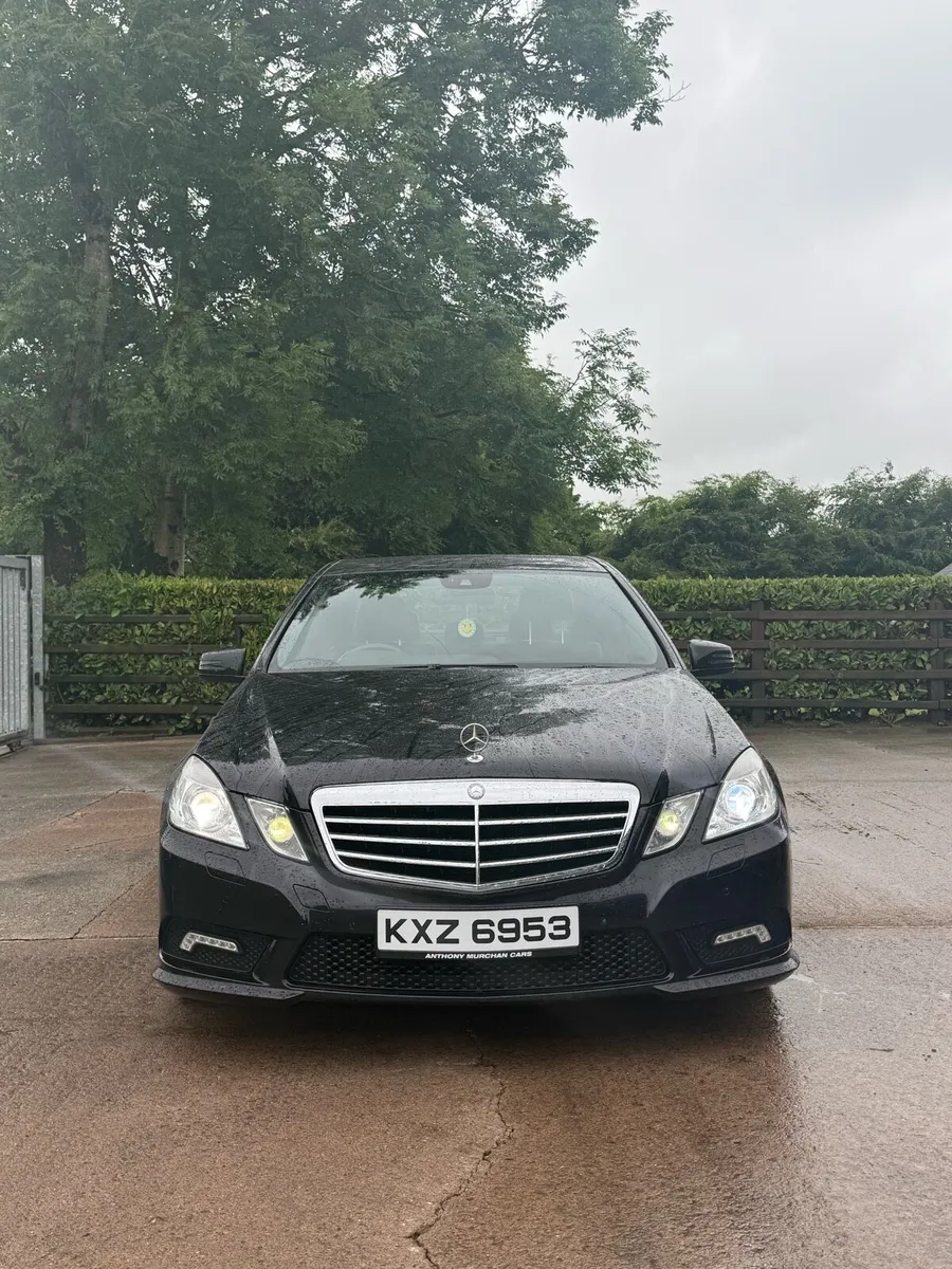 Mercedes E Class E250 Blue Efficiency sport - Image 1