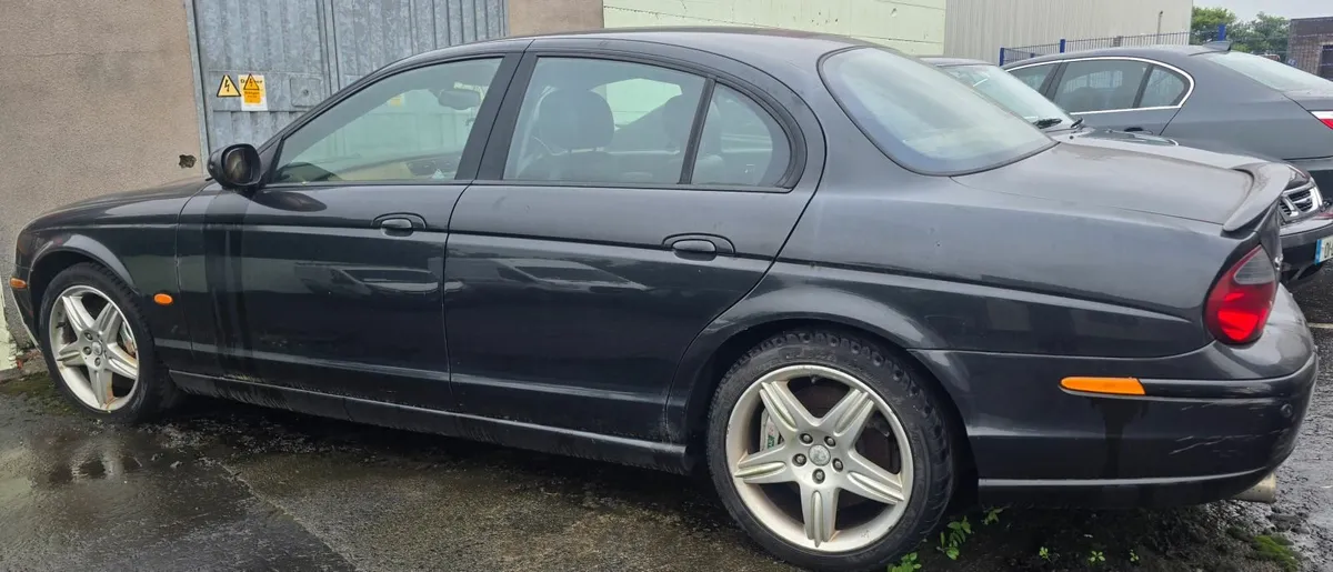Jaguar S type R supercharge 4.2 - Image 3