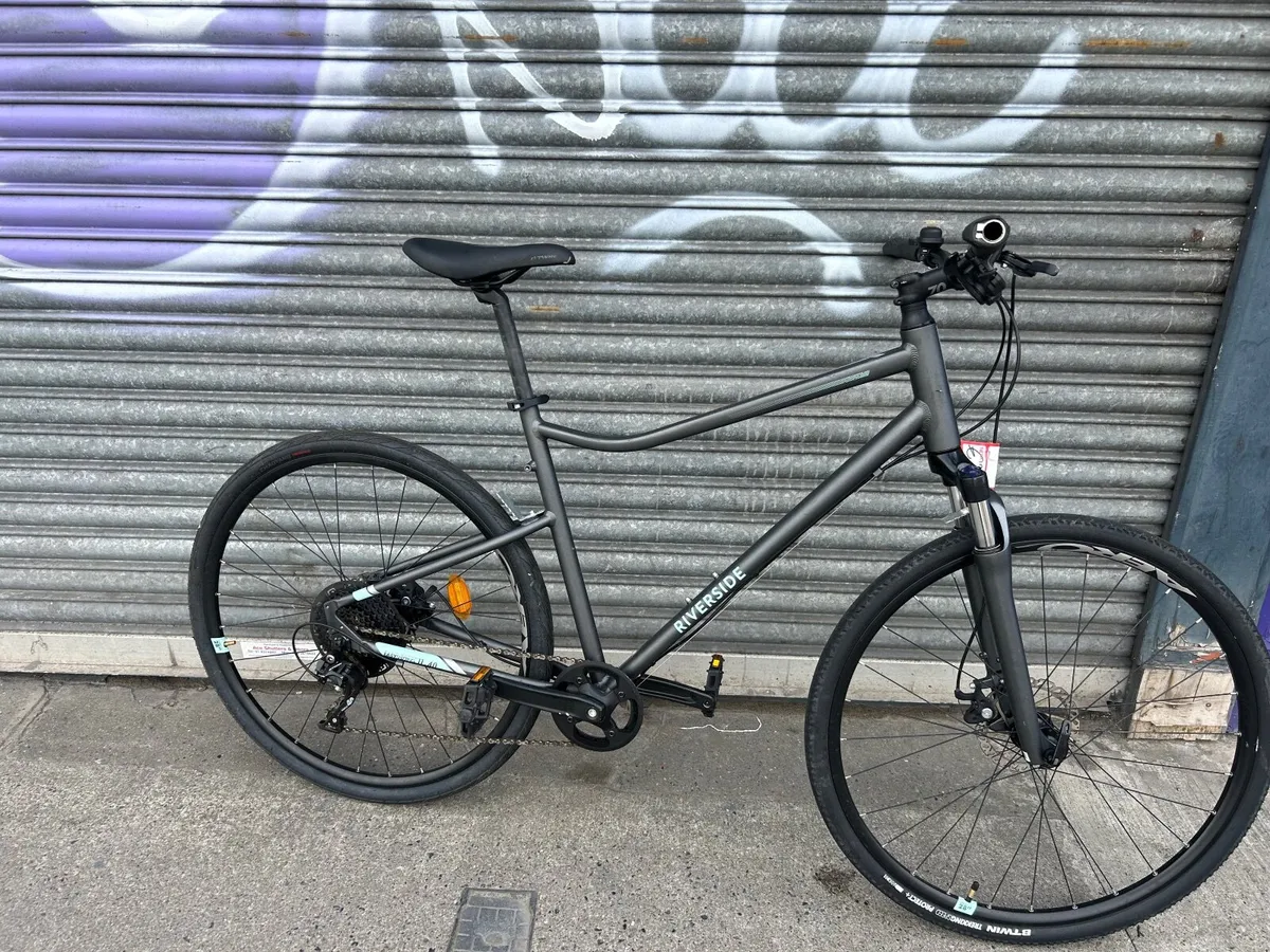 Riverside bike ❗️Open 7 days ❗️ - Image 1