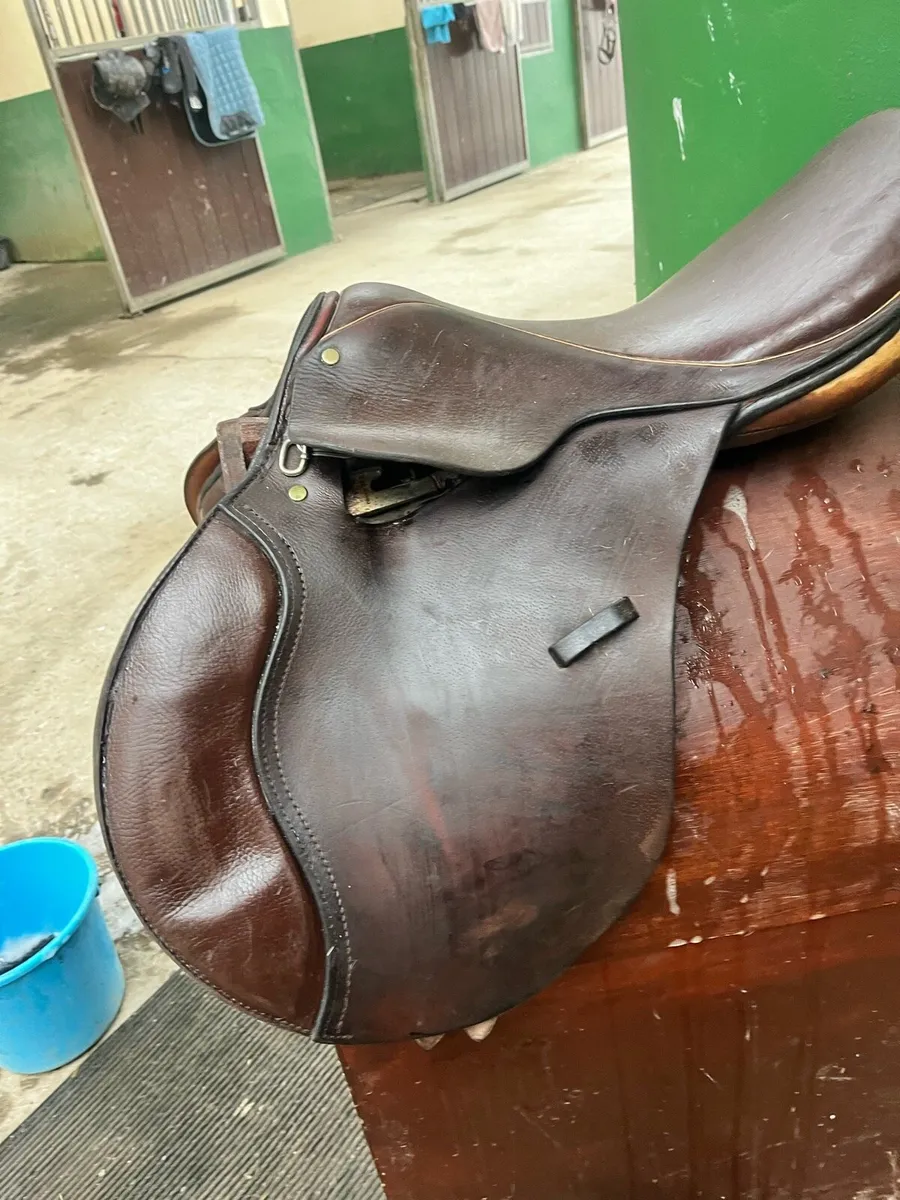 Bernie Saddle like new, - Image 1