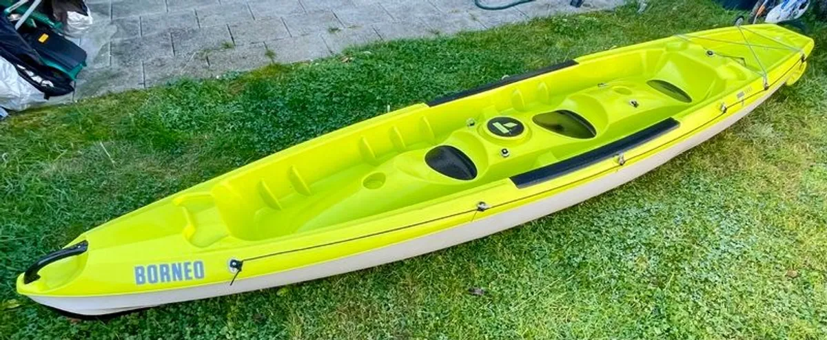Borneo 3-Person Kayak + Full Accessory Set, very good Condition - Image 3