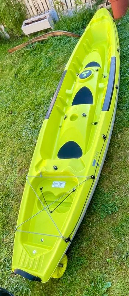 Borneo 3-Person Kayak + Full Accessory Set, very good Condition - Image 4