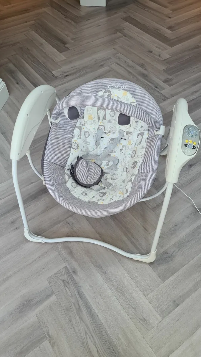 Graco Baby Swing - Image 3