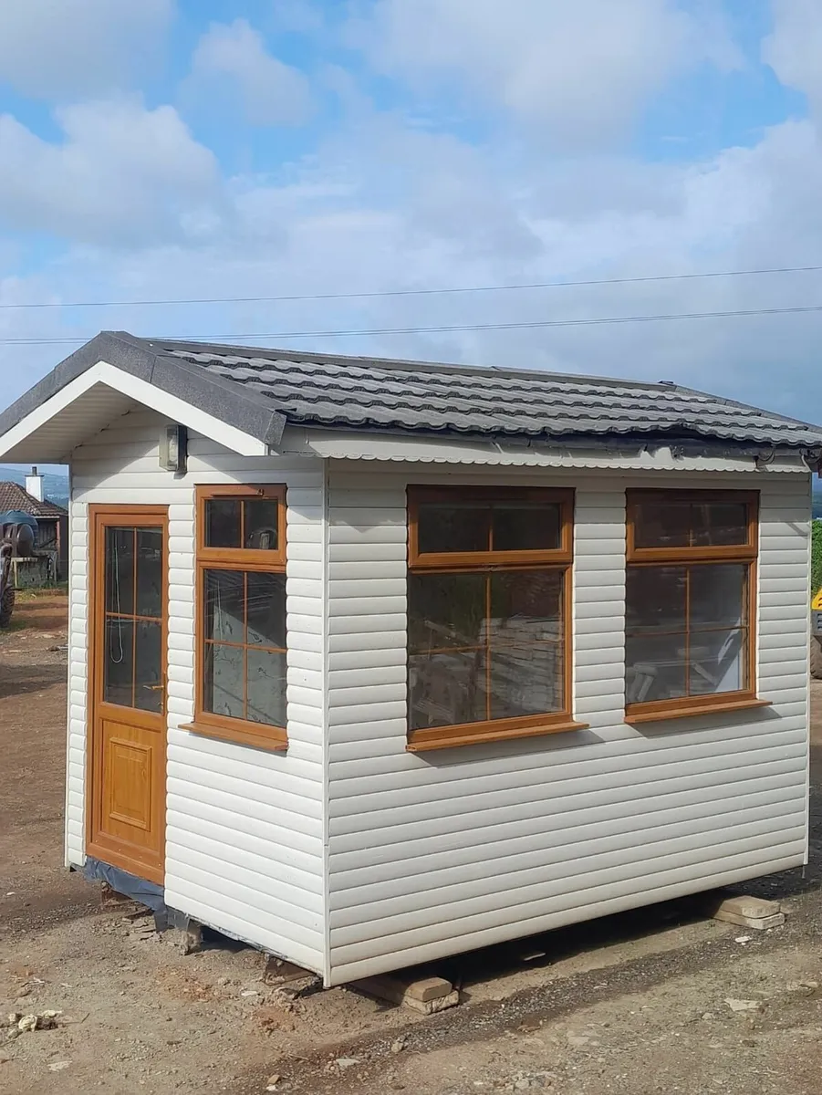 Log Cabin - Image 1