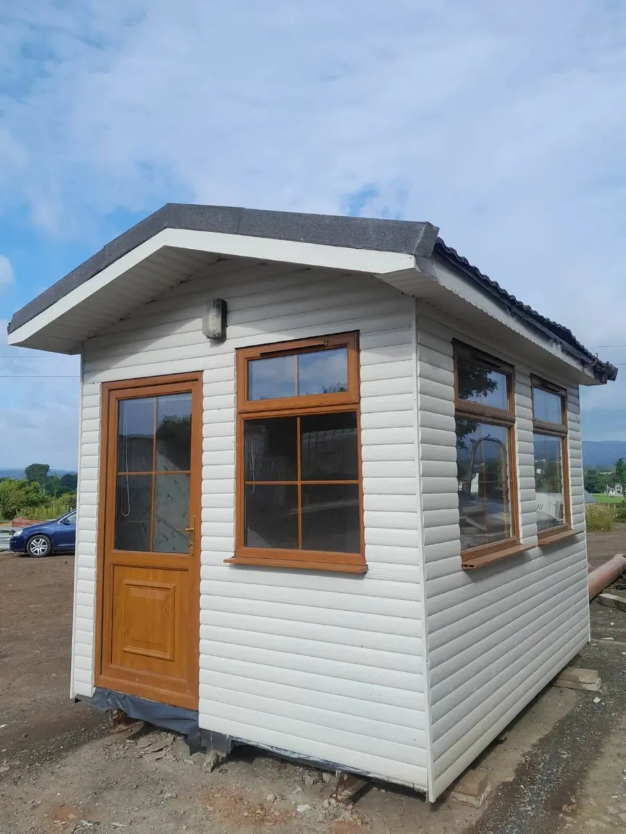 Log Cabin - Image 4