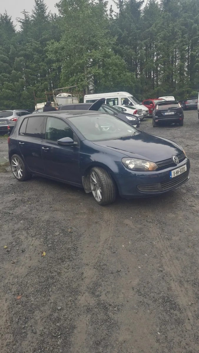 Volkswagen Golf 2011 - Image 3