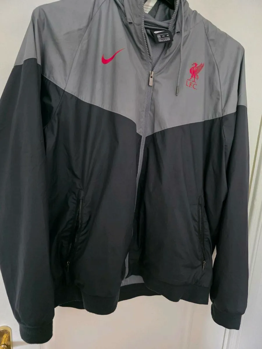 L.F.C Nike Jacket excellent condition XXL - Image 3