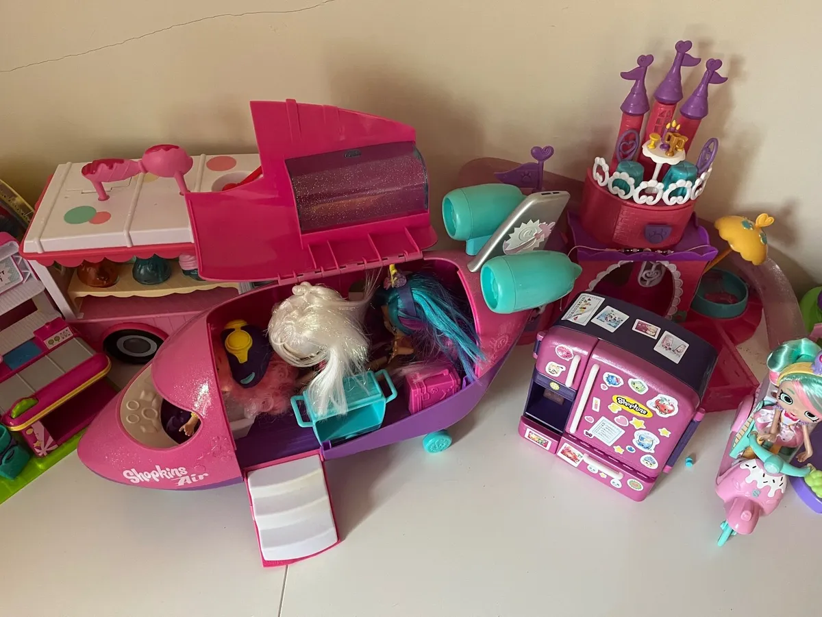 Toys - Image 3