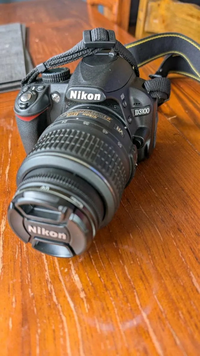 Nikon D3100 - Image 2