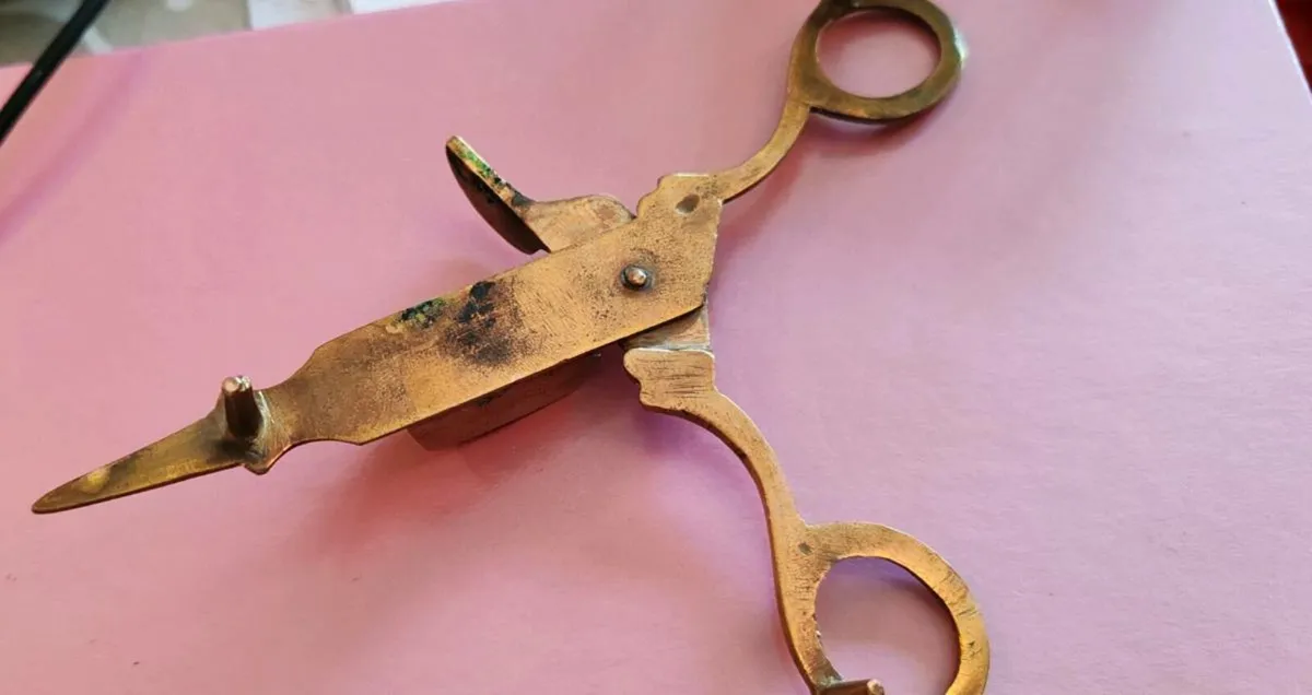 Vintage brass candle snuffer - Image 4