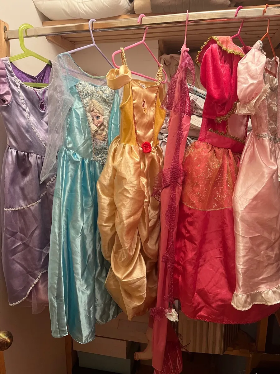 Toys - Image 1