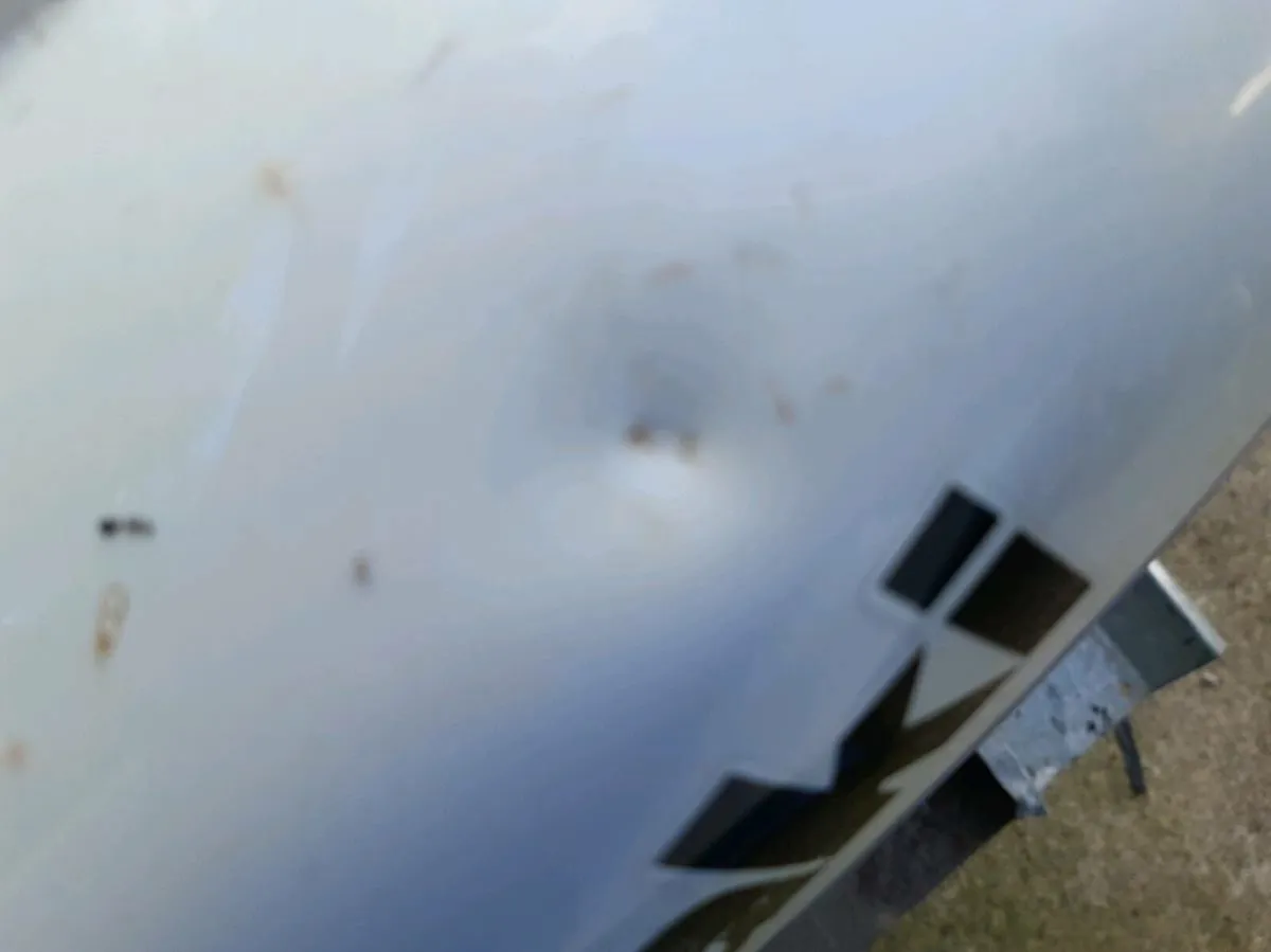 KAWASAKI KR1S FUEL PETROL TANK NEEDING SOME RESTO - Image 3