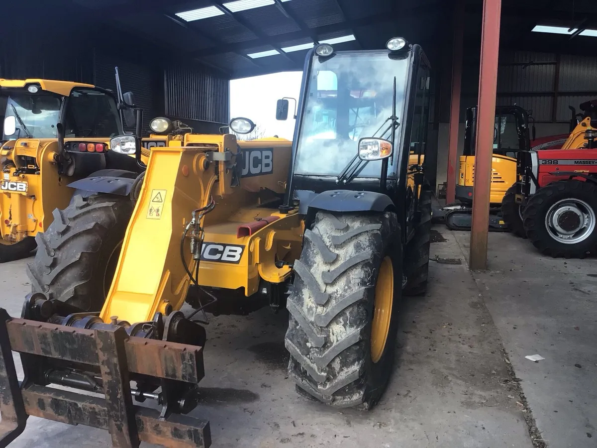 JCB - Image 2