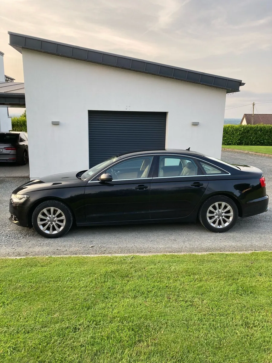 Car - Image 2