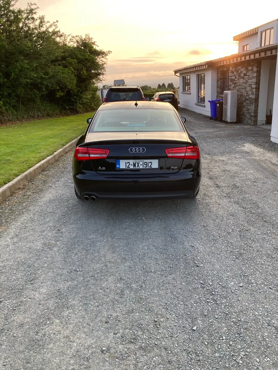 Car - Image 3
