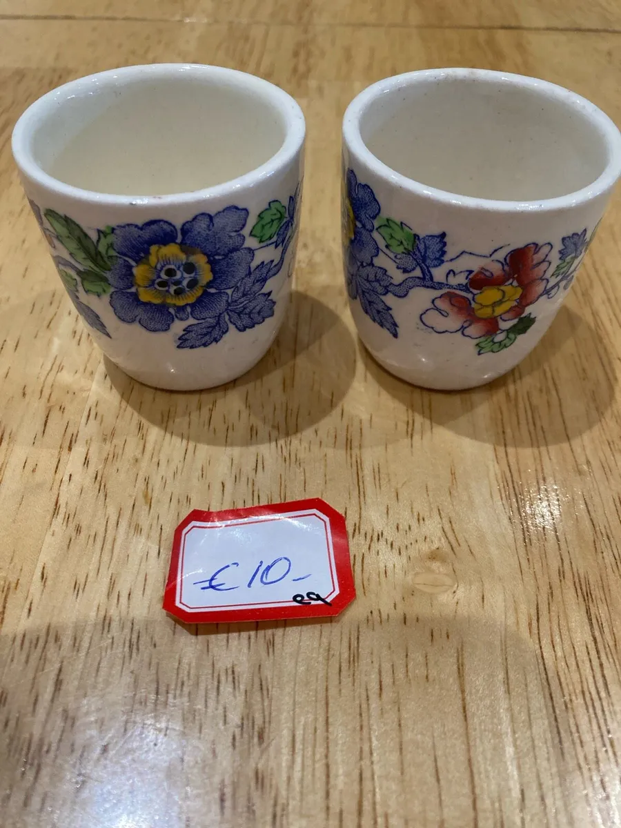 Pr Masons ware eggcups - Image 1