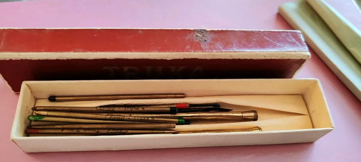 Vintage TRUXA writing lot - Image 2