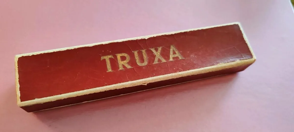 Vintage TRUXA writing lot - Image 3
