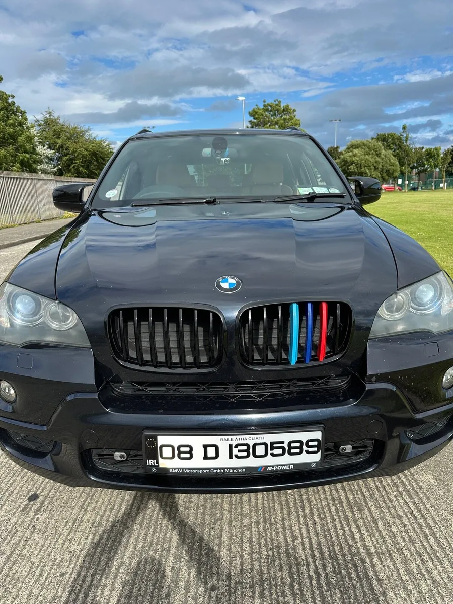BMW X5 - Image 1